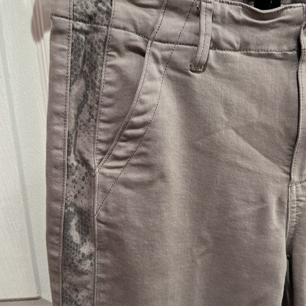 Final Sale 🔥Paige Women's Mayslie Jogger Size 27 - Picture 3 of 13